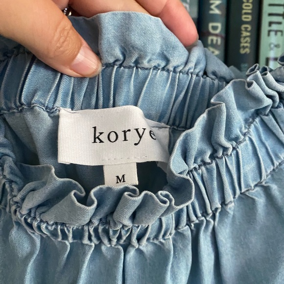Korye Chambray Top - Picture 3 of 3